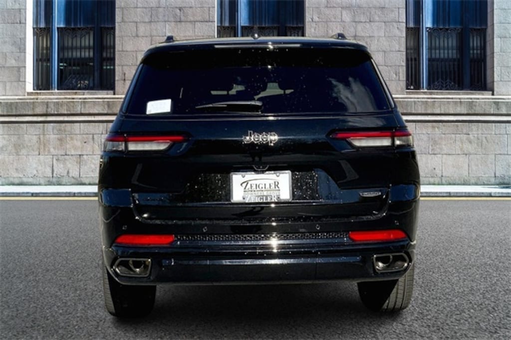 New 2025 Jeep Grand Cherokee L Summit SUV