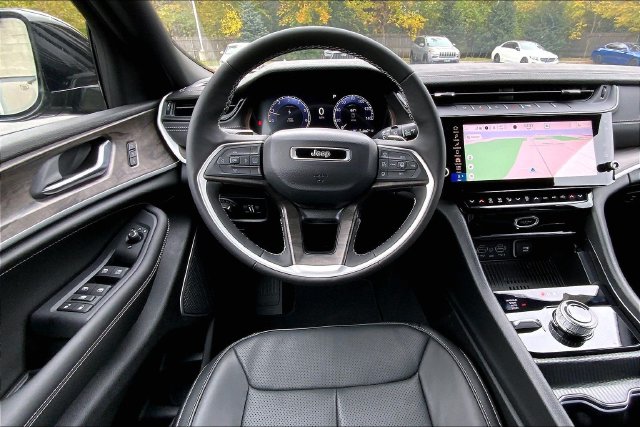 New 2027 Jeep Grand Cherokee Limited SUV