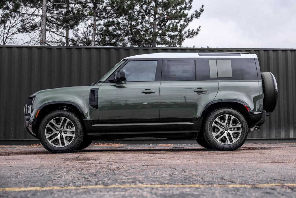 New 2026 Land Rover Defender 110 X-Dynamic SE SUV