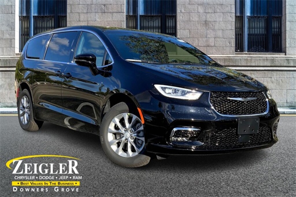New 2026 Chrysler Pacifica Select Van Passenger Van