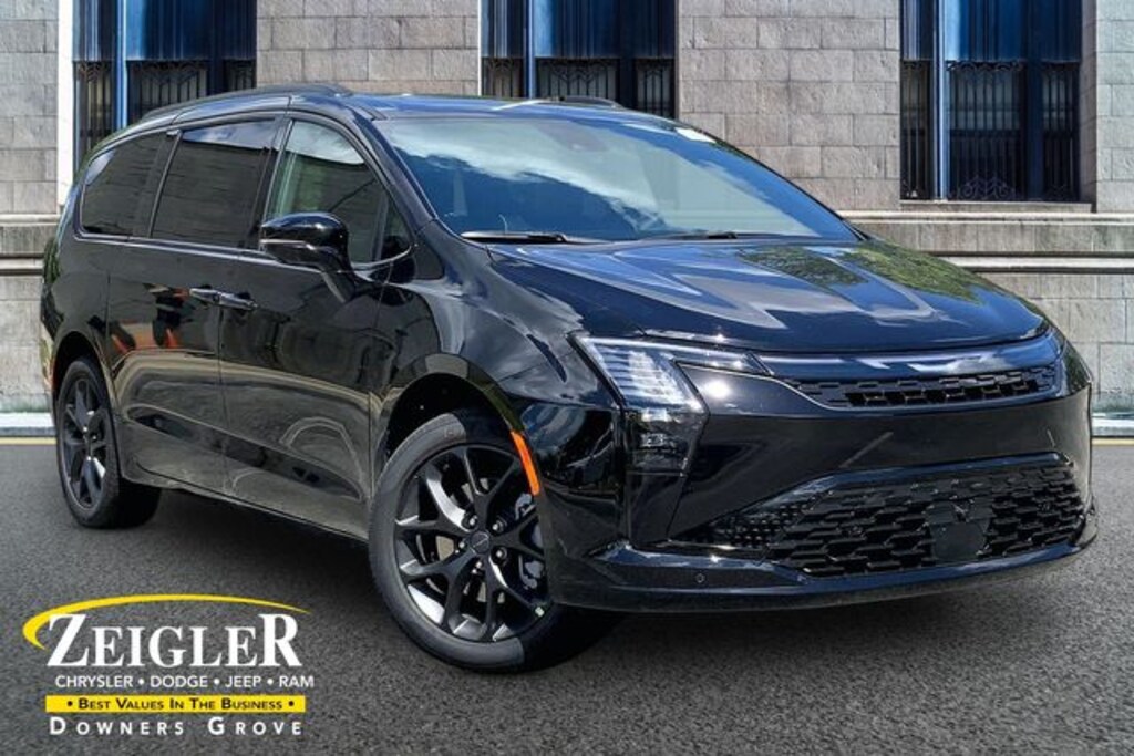 New 2027 Chrysler Pacifica Limited Van Passenger Van