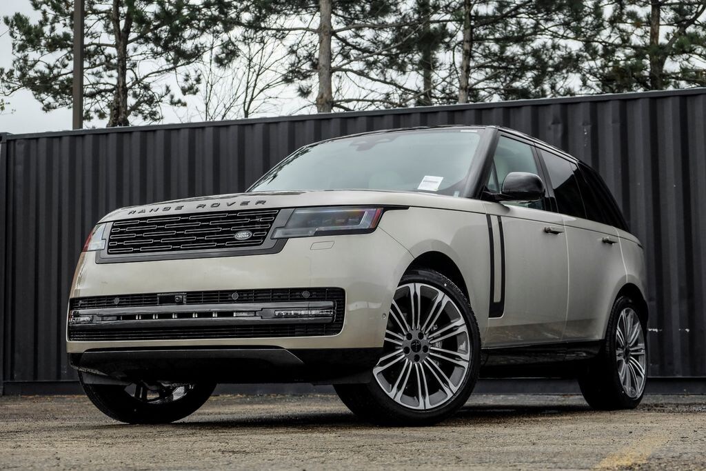 New 2026 Land Rover Range Rover P400 SE SUV