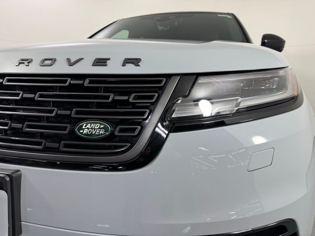 New 2026 Land Rover Range Rover Velar P250 Dynamic SE SUV