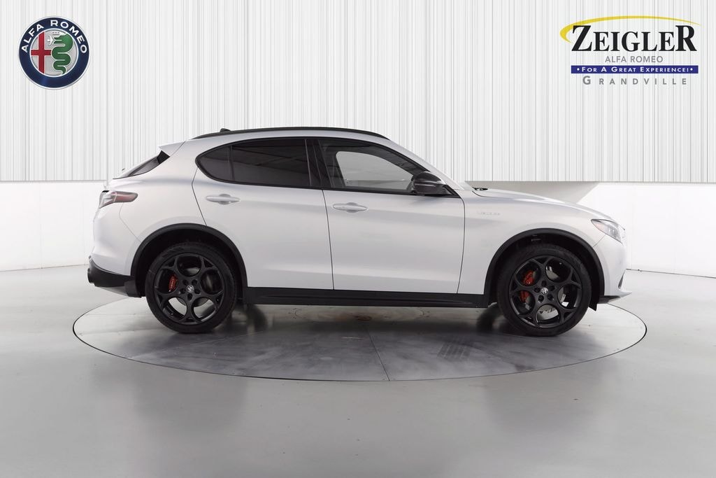 New 2025 Alfa Romeo Stelvio SUV