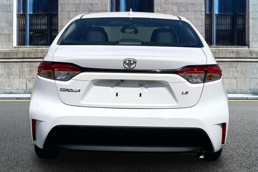 Used 2025 Toyota Corolla LE Sedan