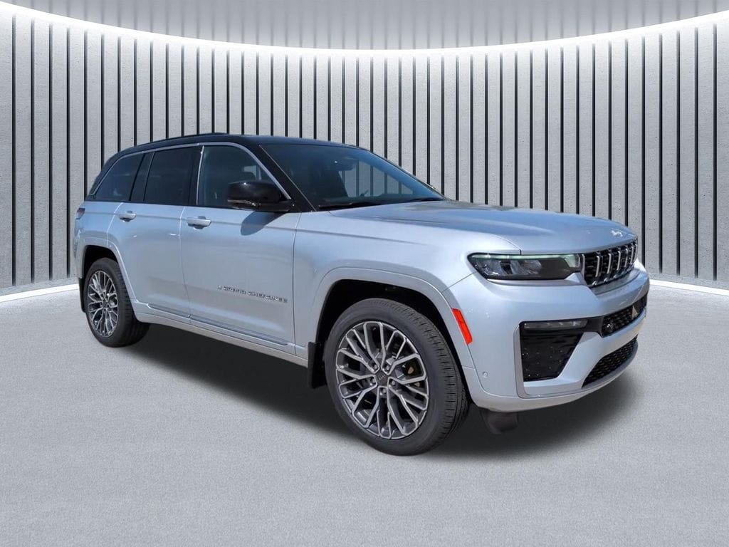 New 2026 Jeep Grand Cherokee Summit SUV