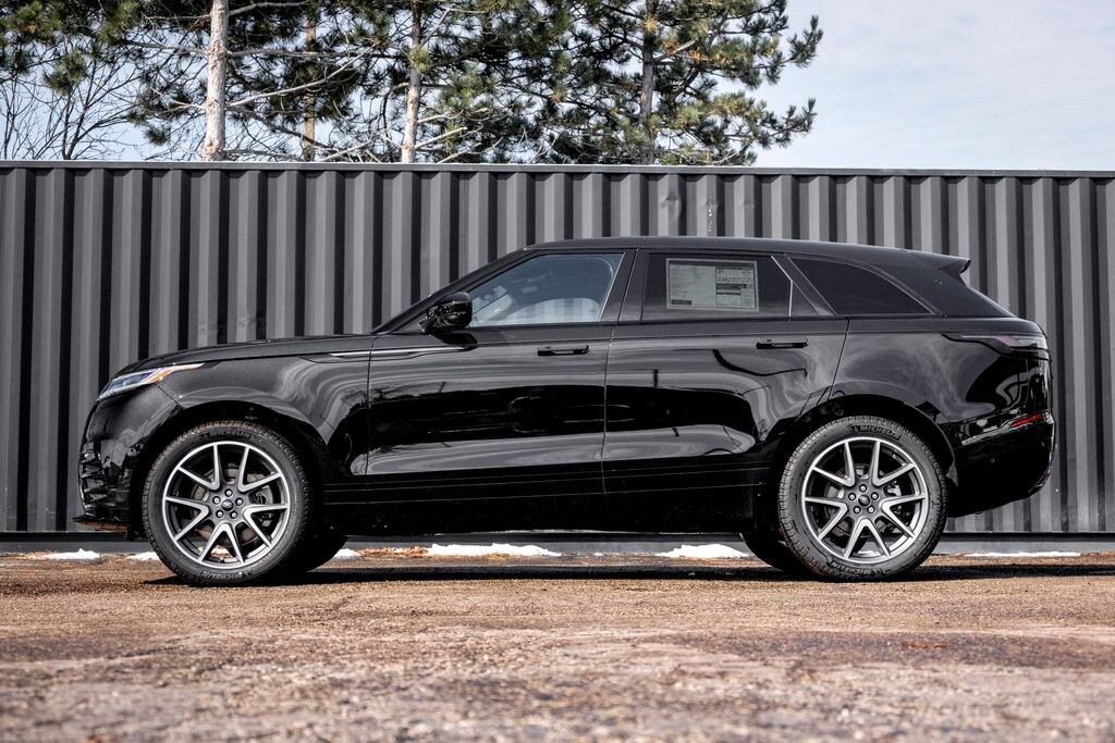 New 2026 Land Rover Range Rover Velar P400 Dynamic SE SUV