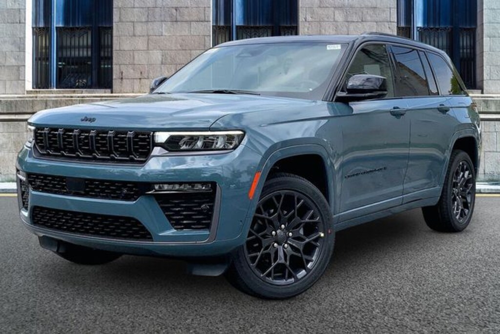 New 2026 Jeep Grand Cherokee Summit SUV