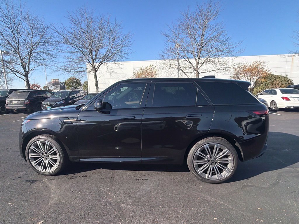Used 2024 Land Rover Range Rover Sport Dynamic SE SUV