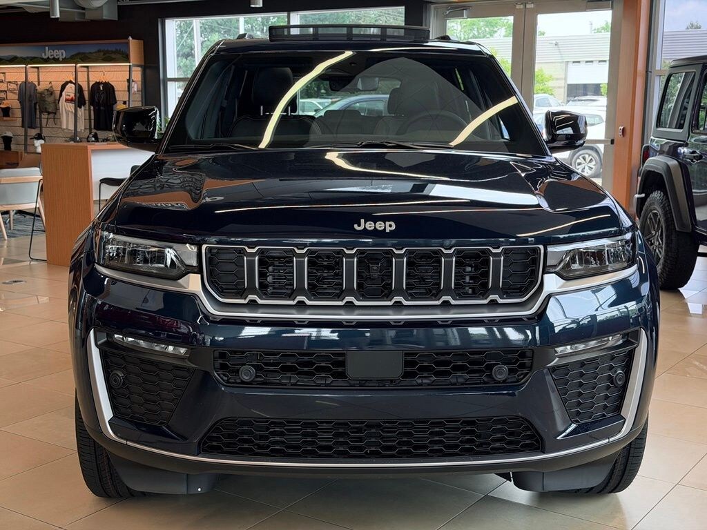 New 2026 Jeep Grand Cherokee Limited SUV
