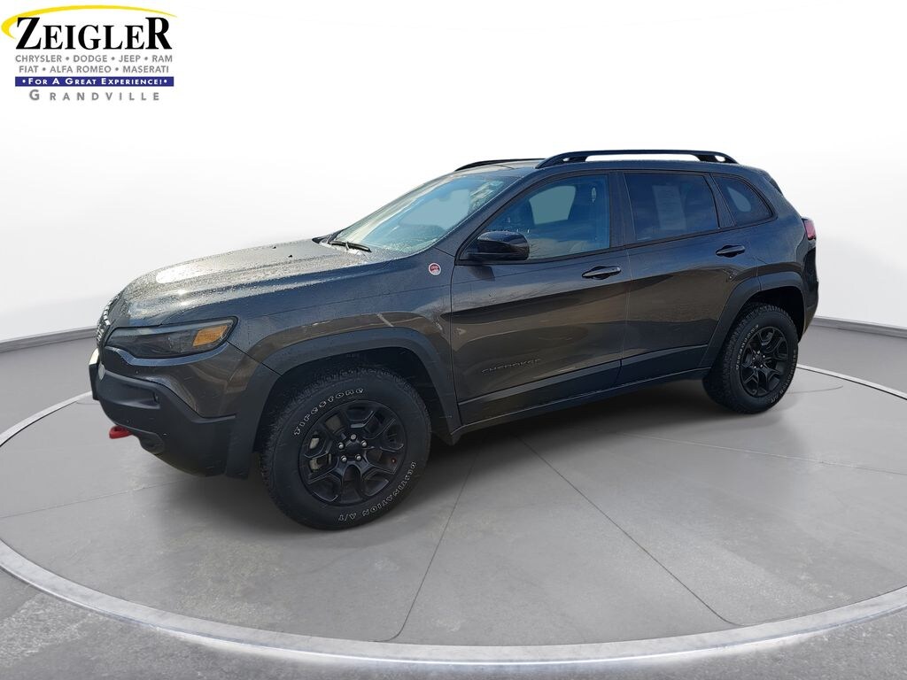 Used 2022 Jeep Cherokee Trailhawk SUV