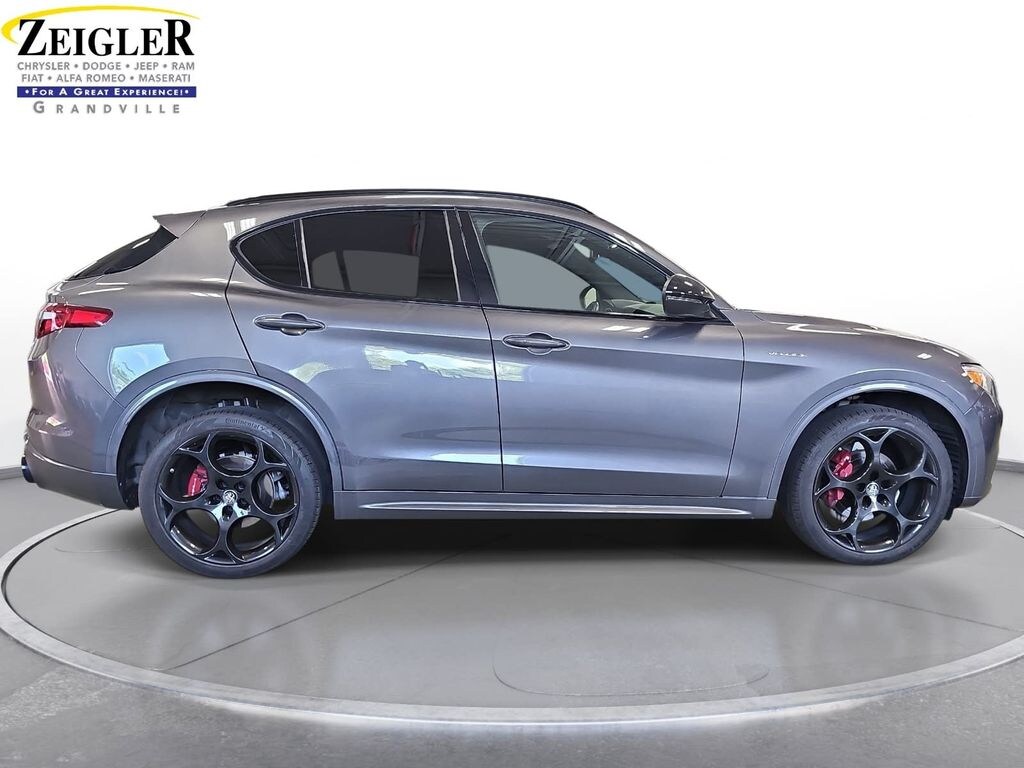 Used 2023 Alfa Romeo Stelvio Veloce SUV