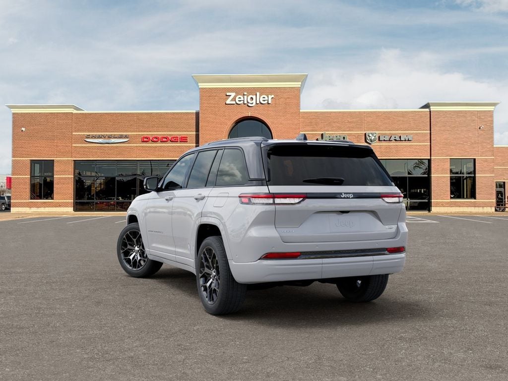 New 2026 Jeep Grand Cherokee Summit SUV