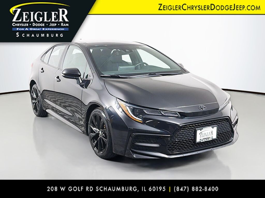 Used 2020 Toyota Corolla SE Nightshade Sedan