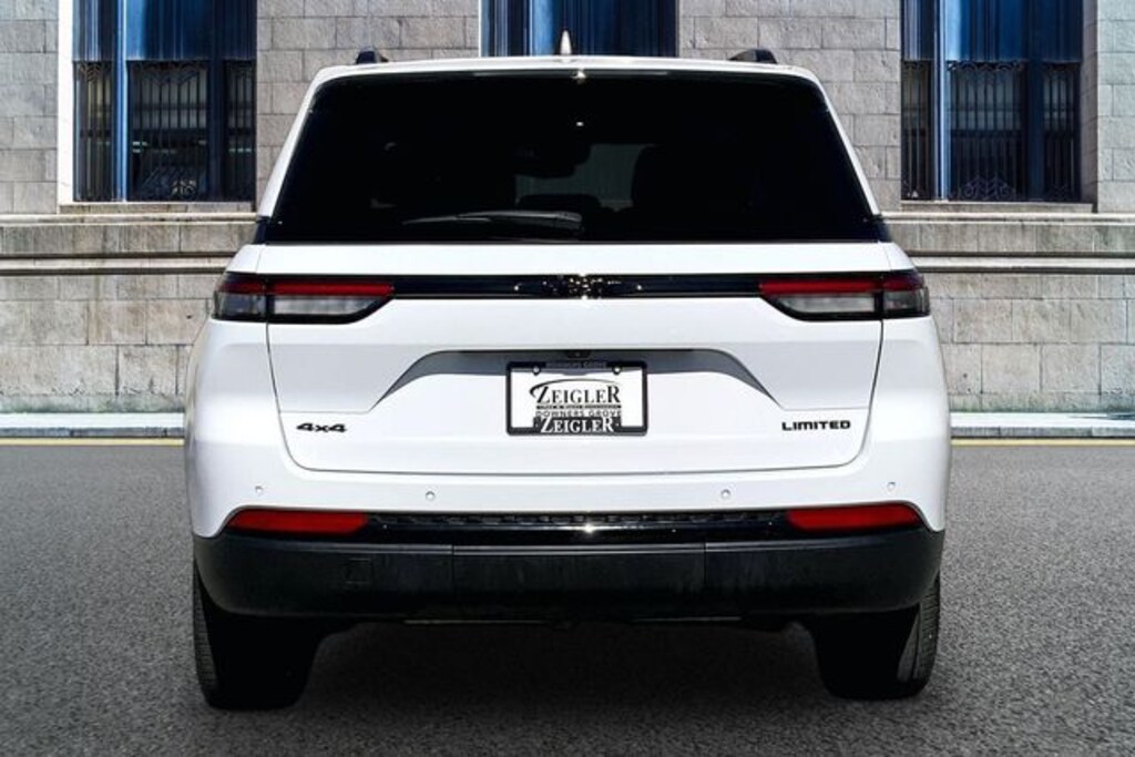 Used 2023 Jeep Grand Cherokee Limited SUV