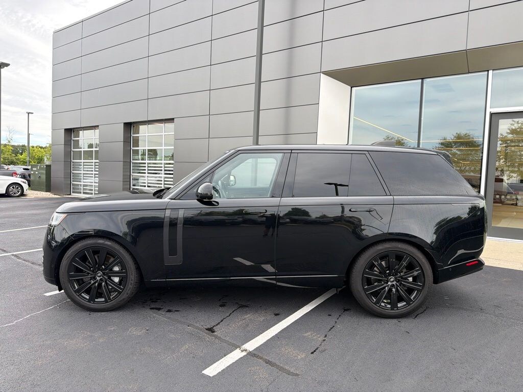 Used 2023 Land Rover Range Rover SE SUV