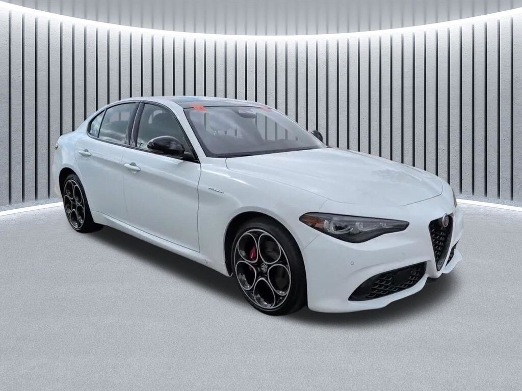 Used 2024 Alfa Romeo Giulia Veloce Sedan