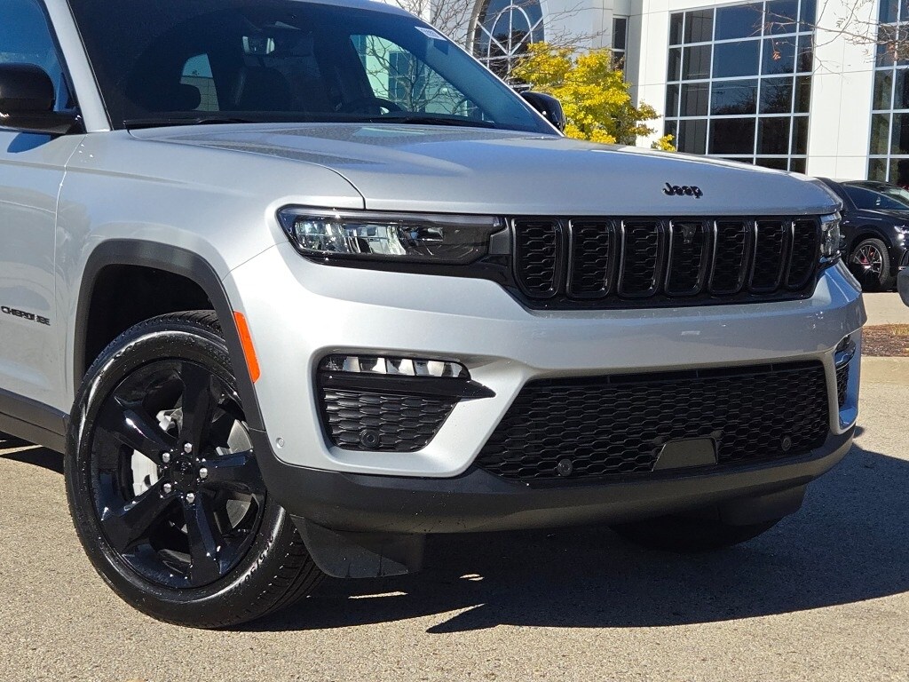 New 2025 Jeep Grand Cherokee Limited SUV