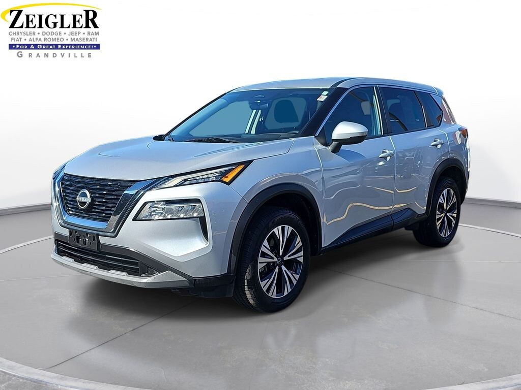 Used 2022 Nissan Rogue SV SUV