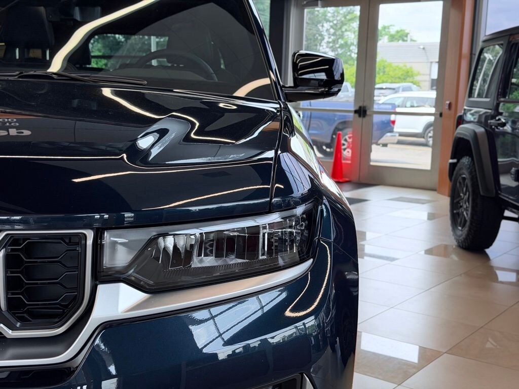 New 2026 Jeep Grand Cherokee Limited SUV