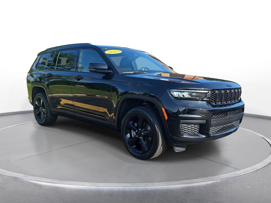 Used 2023 Jeep Grand Cherokee L Altitude SUV