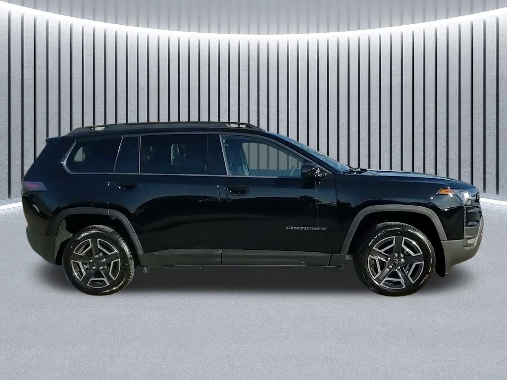 New 2026 Jeep Cherokee Laredo/Limited SUV