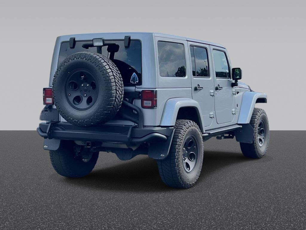 Used 2017 Jeep Wrangler Unlimited Rubicon Recon SUV