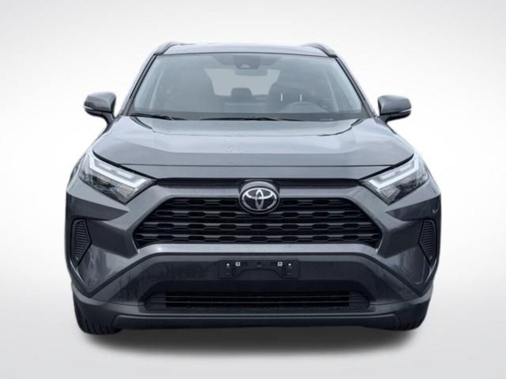 Used 2025 Toyota RAV4 Hybrid XLE SUV
