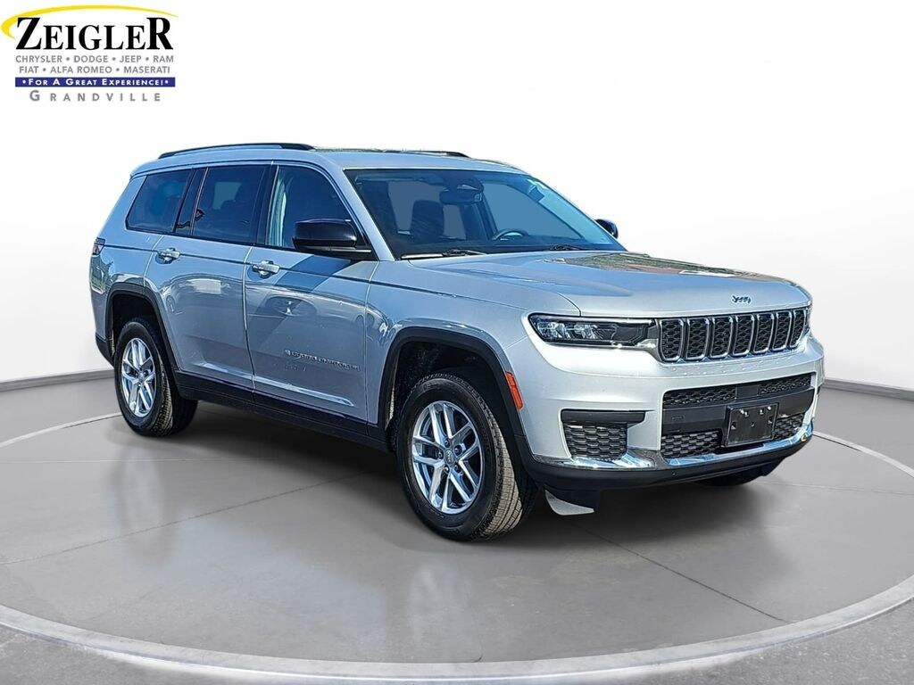 Used 2023 Jeep Grand Cherokee L Laredo SUV