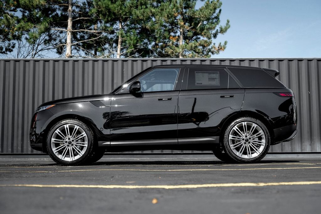 New 2026 Land Rover Range Rover Sport P360 SE SUV