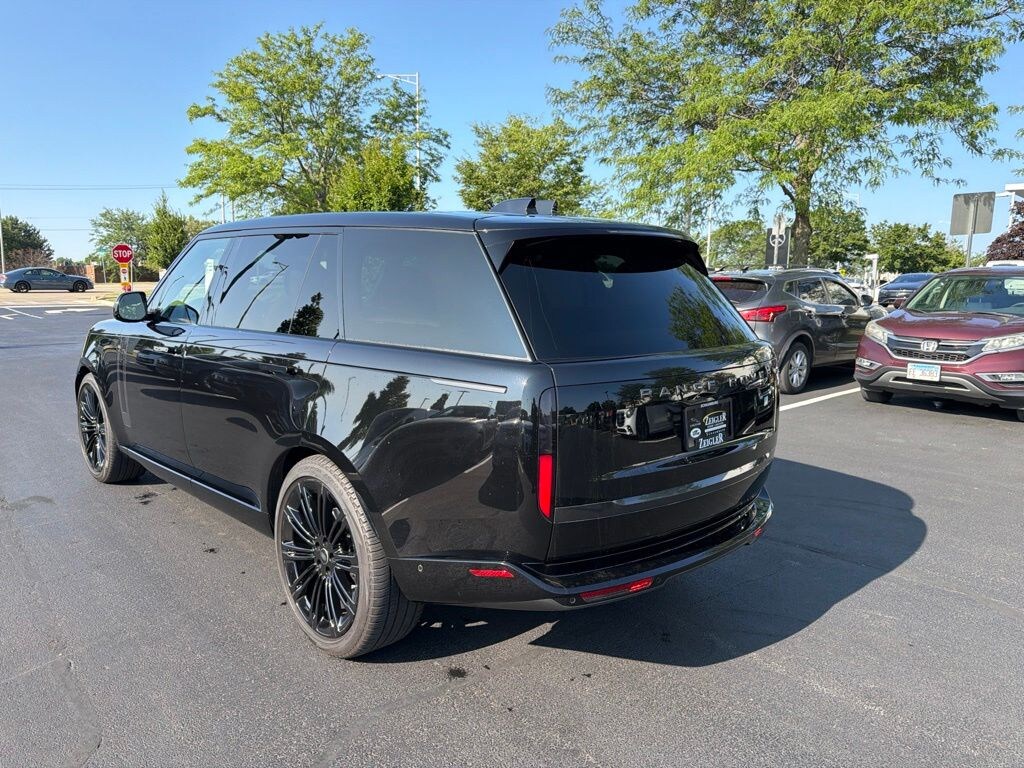 Used 2024 Land Rover Range Rover SE SUV