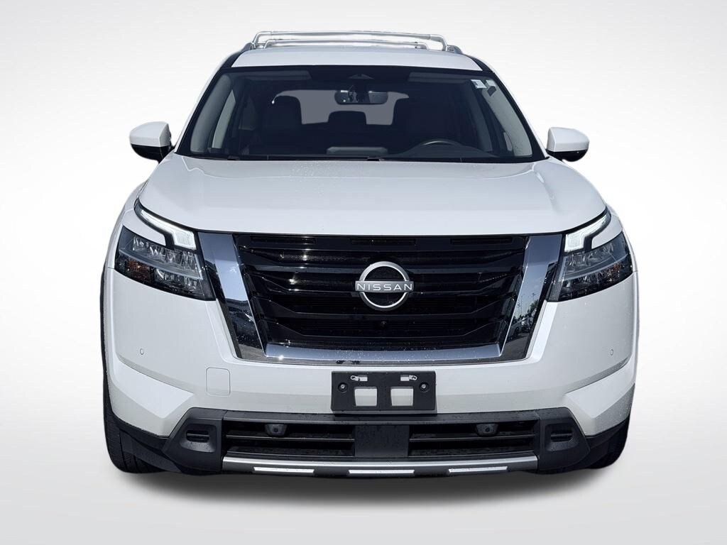 Used 2023 Nissan Pathfinder SL SUV