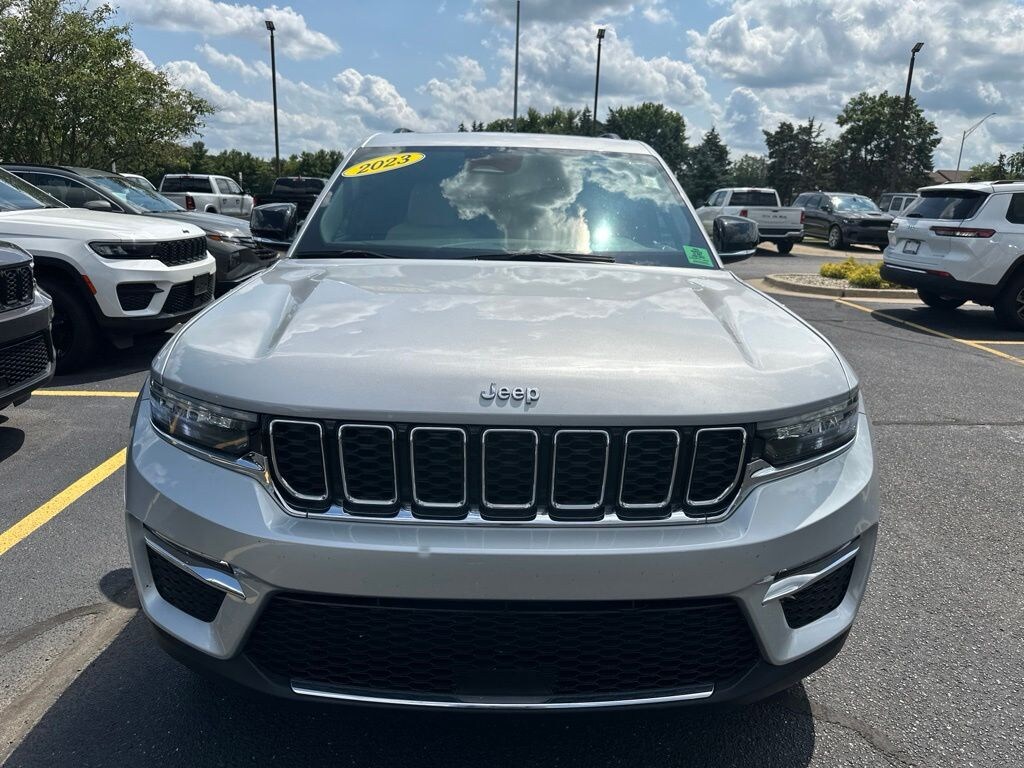 Used 2023 Jeep Grand Cherokee Limited SUV
