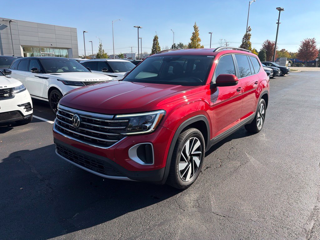 Used 2024 Volkswagen Atlas 2.0T SE w/Technology SUV