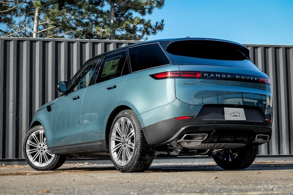 New 2025 Land Rover Range Rover Sport P360 SE SUV