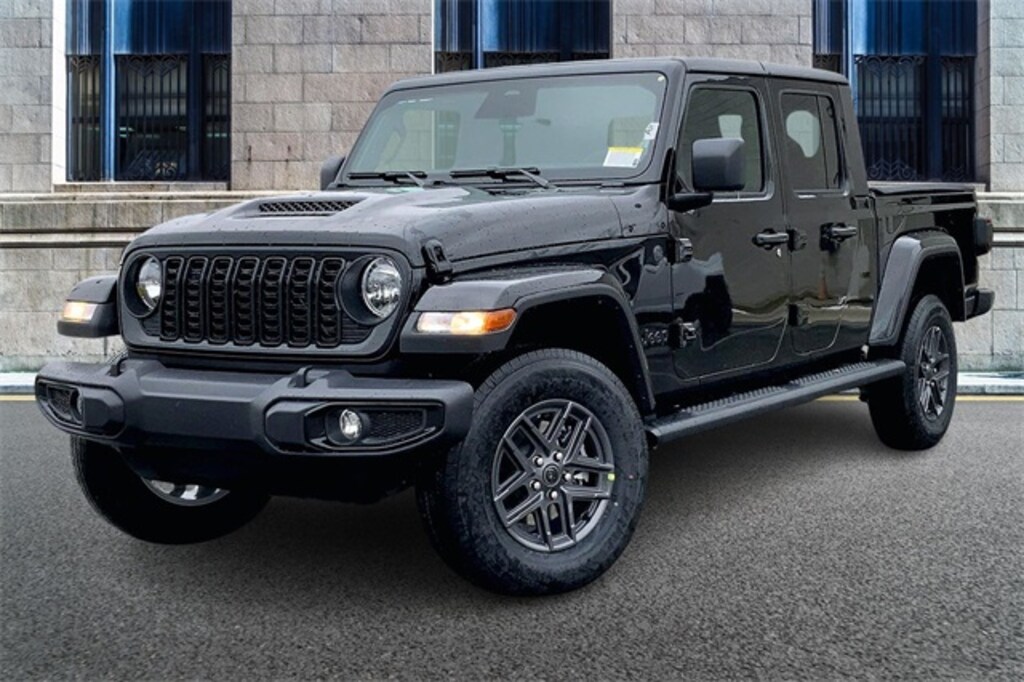 New 2026 Jeep Gladiator Sport Truck Crew Cab