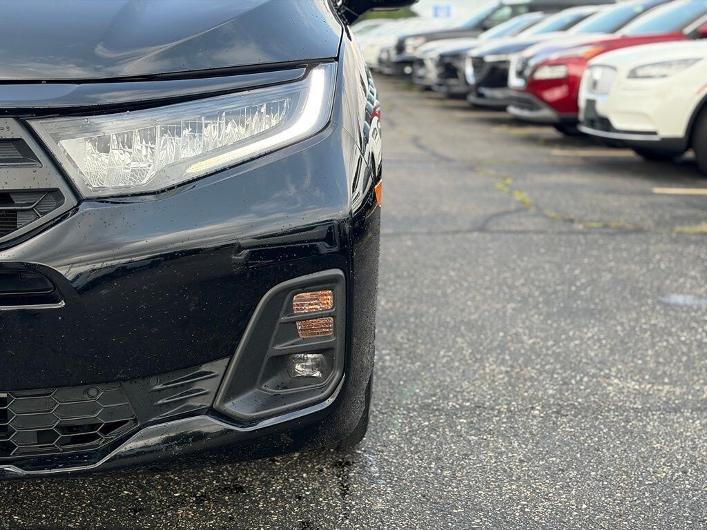 Used 2025 Honda Odyssey Sport-L Minivan/Van
