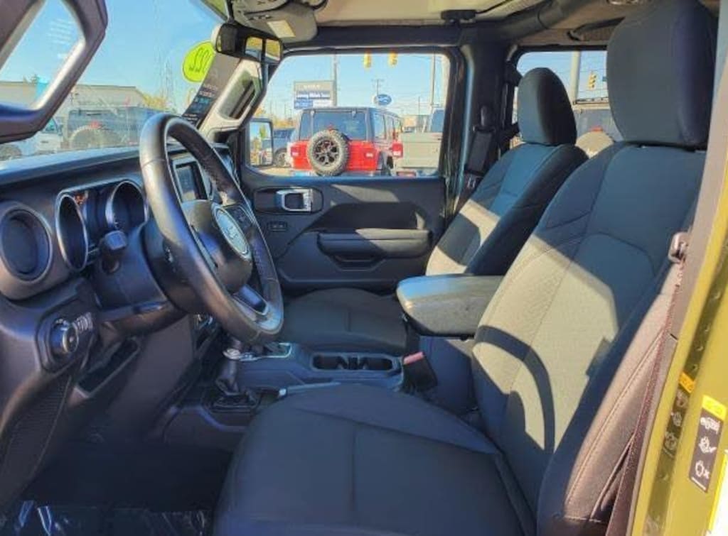 Used 2022 Jeep Wrangler Unlimited Sahara SUV