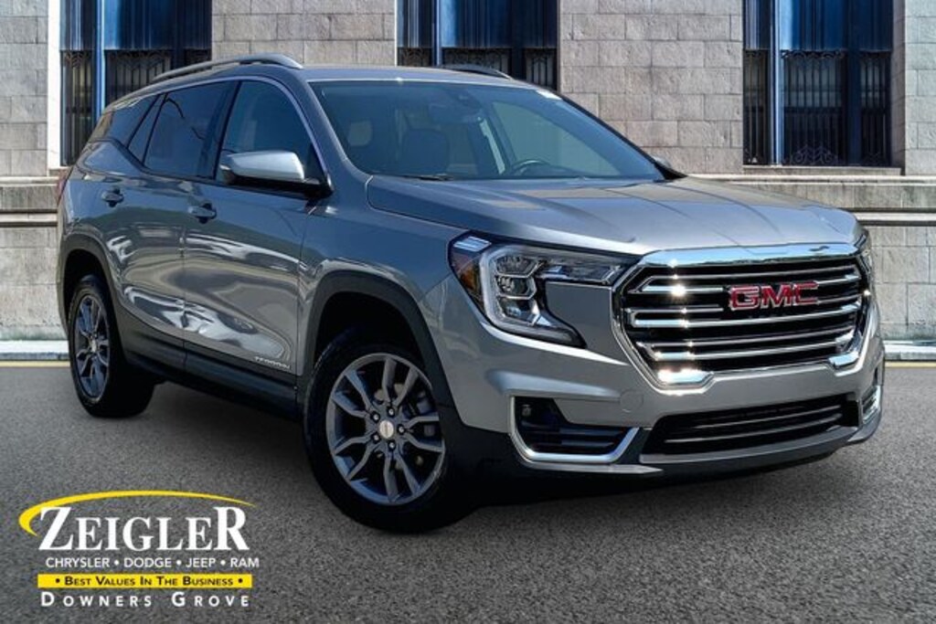 Used 2024 GMC Terrain SLT SUV