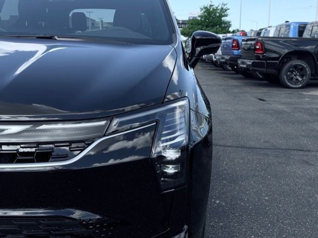 New 2027 Chrysler Pacifica Select Van Passenger Van