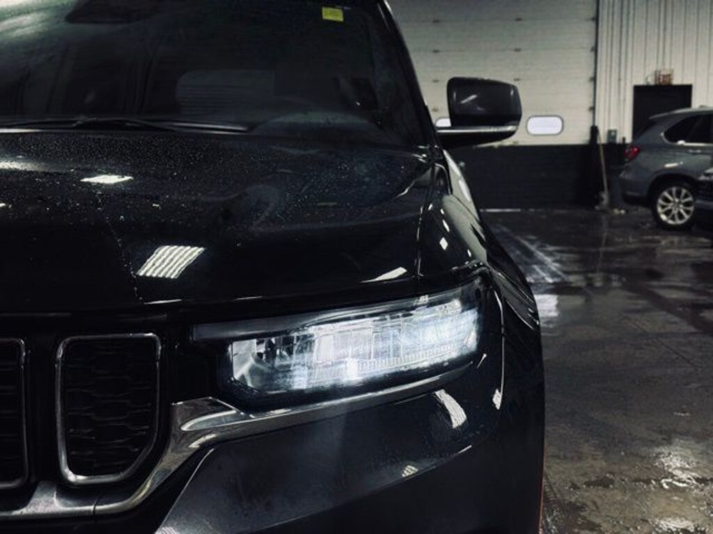 Certified 2025 Jeep Grand Cherokee Limited SUV
