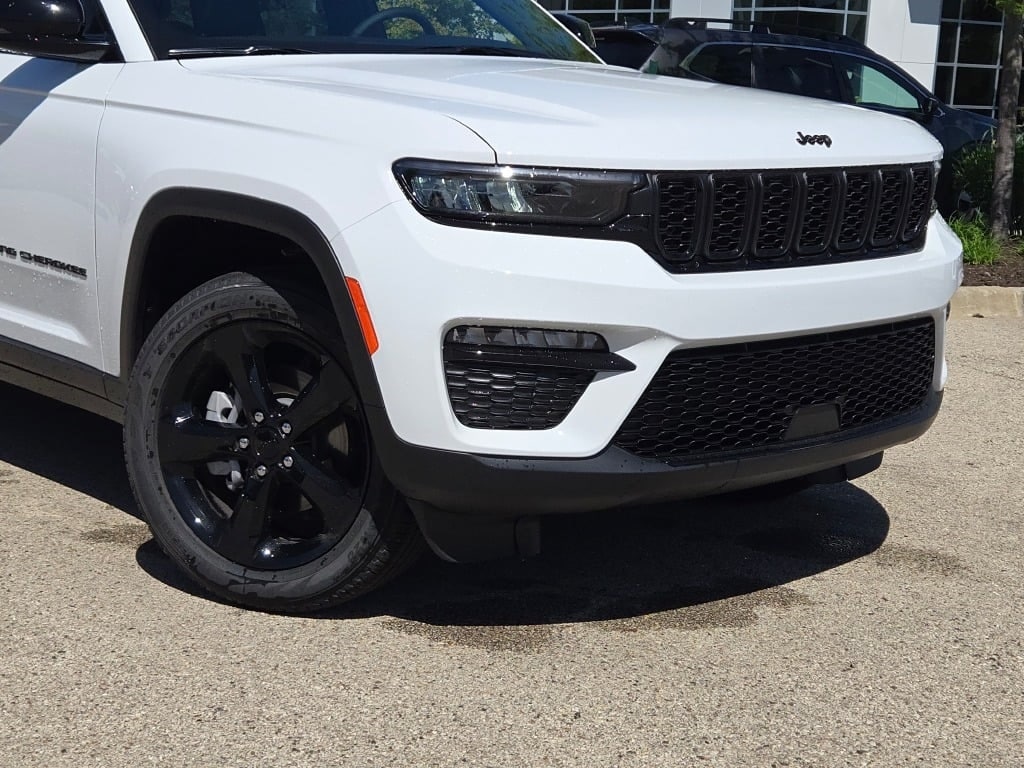 New 2025 Jeep Grand Cherokee Limited SUV