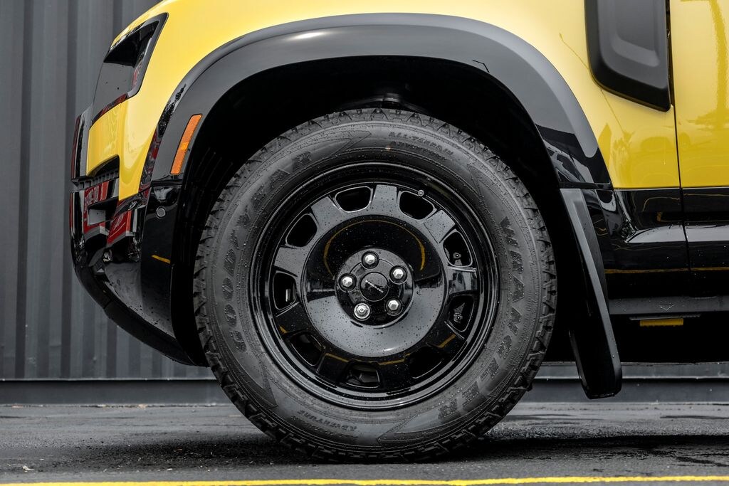 New 2026 Land Rover Defender 110 Trophy Edition SUV