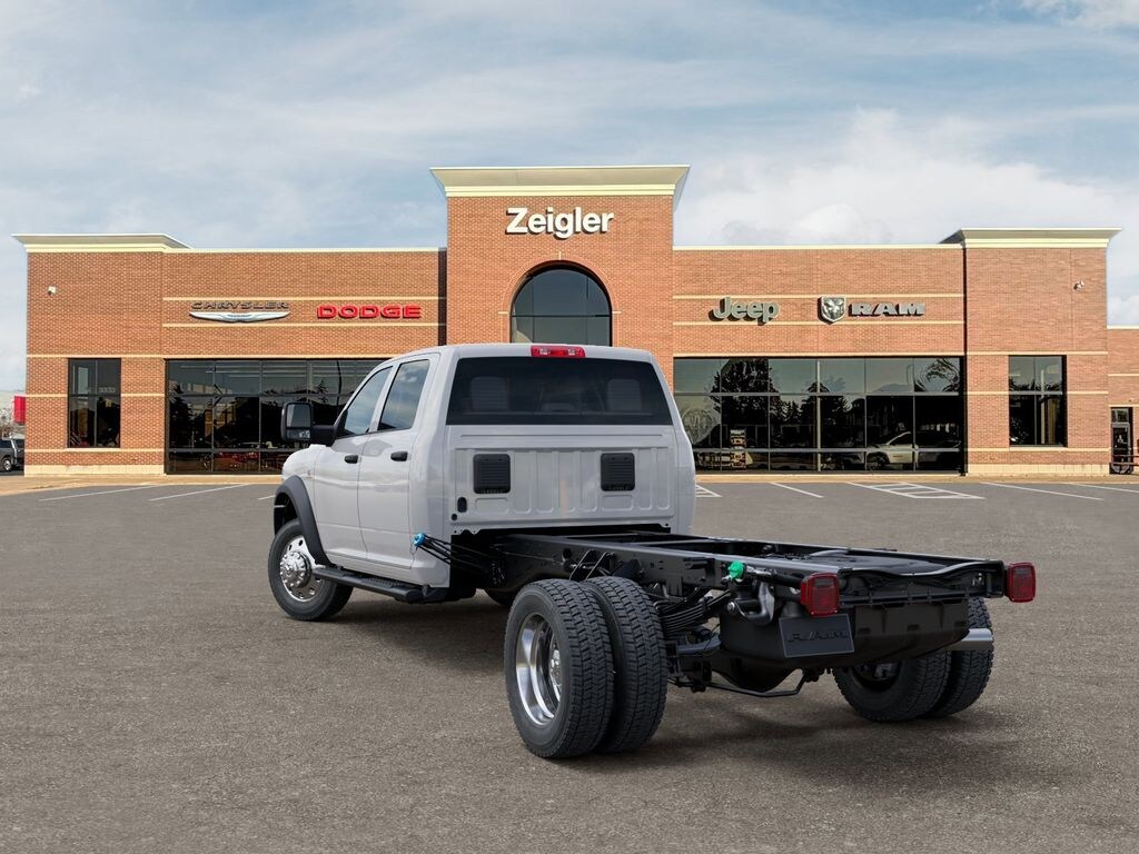 New 2026 Ram 5500 Chassis Cab Tradesman/Big Horn Truck Crew Cab