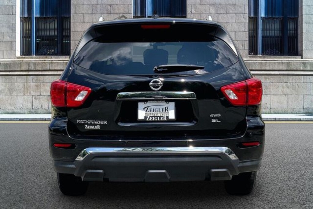 Used 2019 Nissan Pathfinder SL SUV