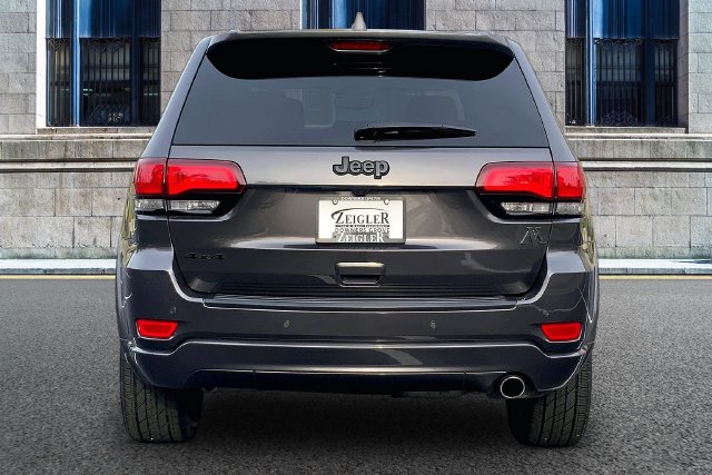 Used 2019 Jeep Grand Cherokee Altitude SUV