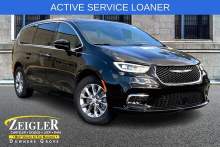 2026 Chrysler Pacifica Select Van Passenger Van