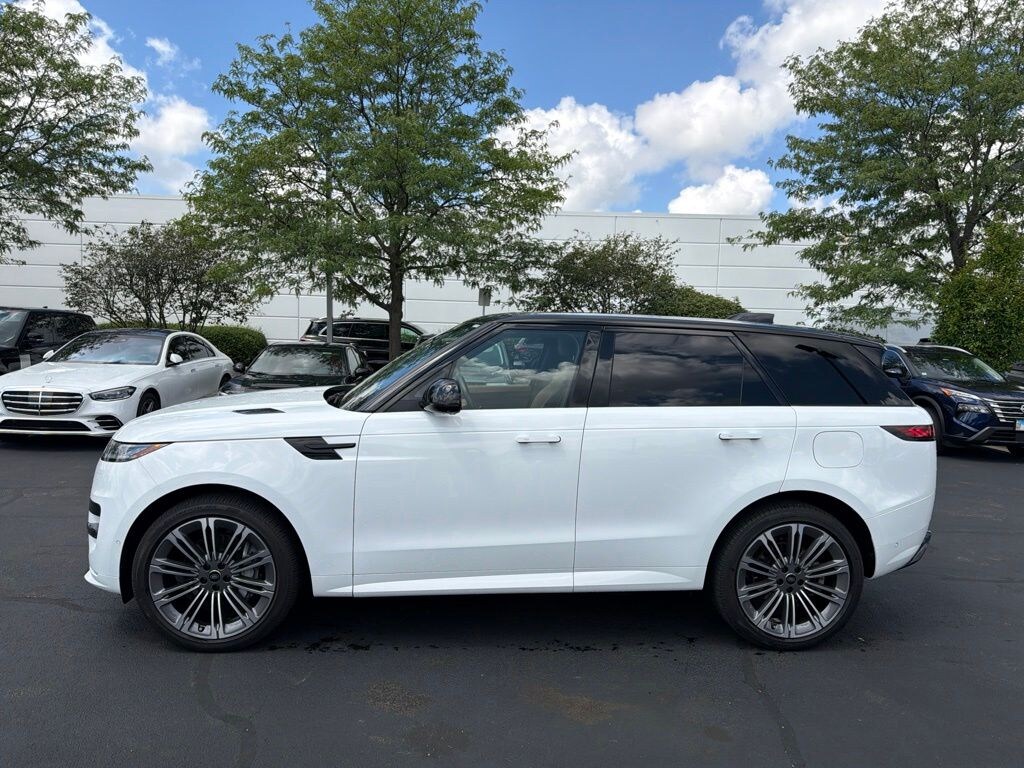 Used 2025 Land Rover Range Rover Sport Plug-in Hybrid Dynamic SE SUV
