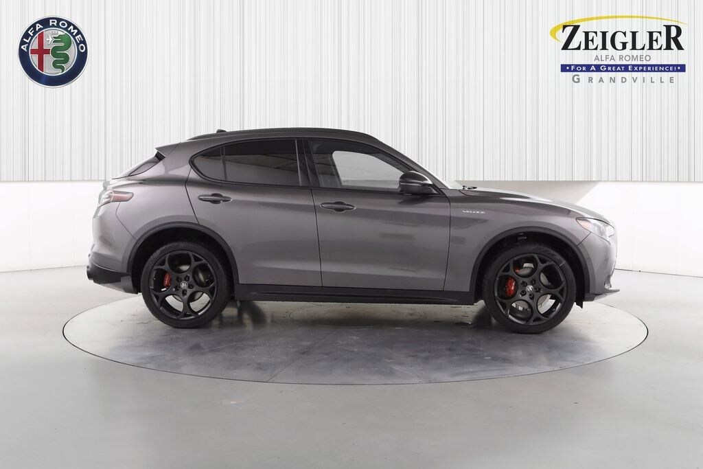 New 2025 Alfa Romeo Stelvio SUV