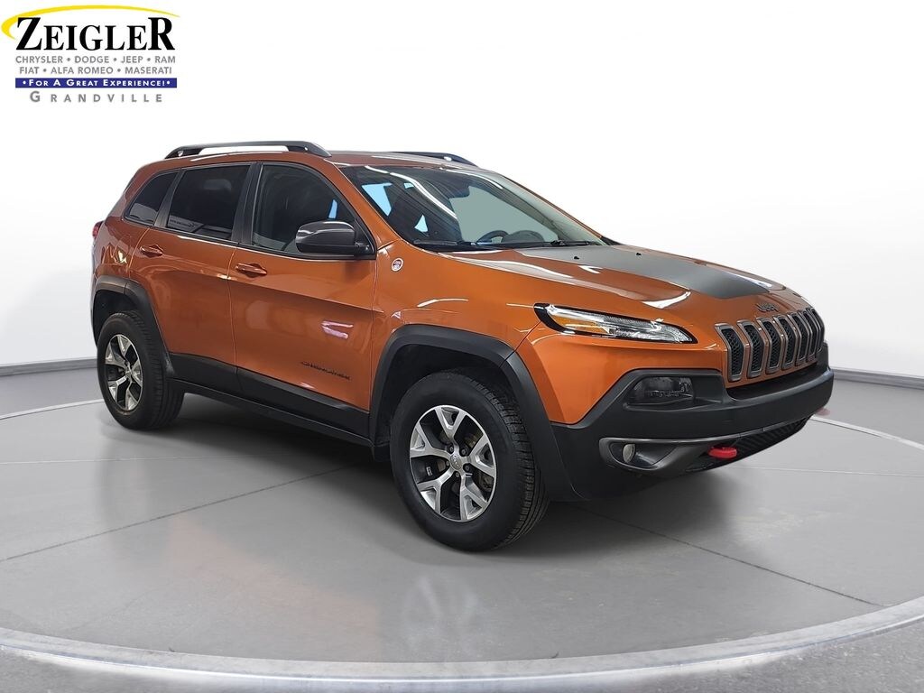 Used 2016 Jeep Cherokee Trailhawk SUV